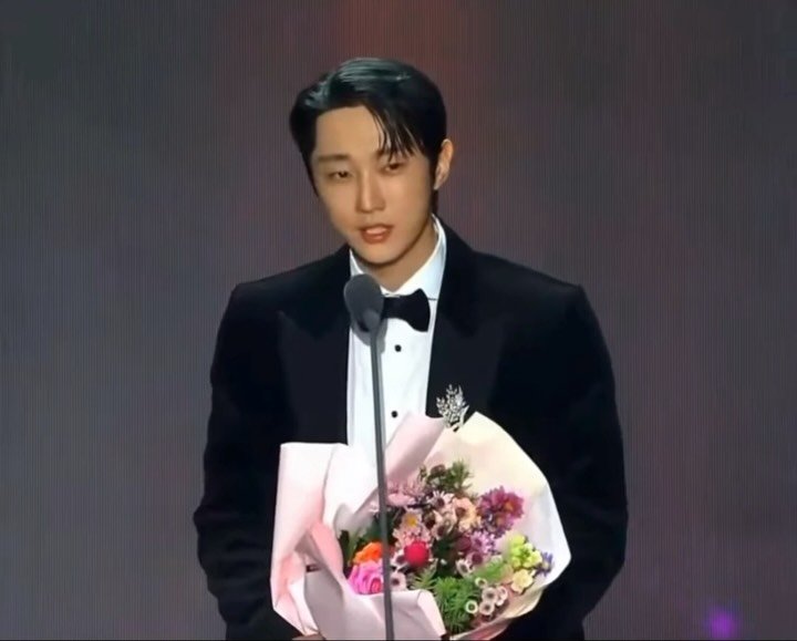 jinyoung0423 게시물 이미지: 감사합니다❤️