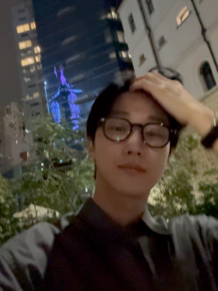 jinyoung0423 게시물 이미지: 거의 10년 만에 가는 홍콩!  가족여행😊