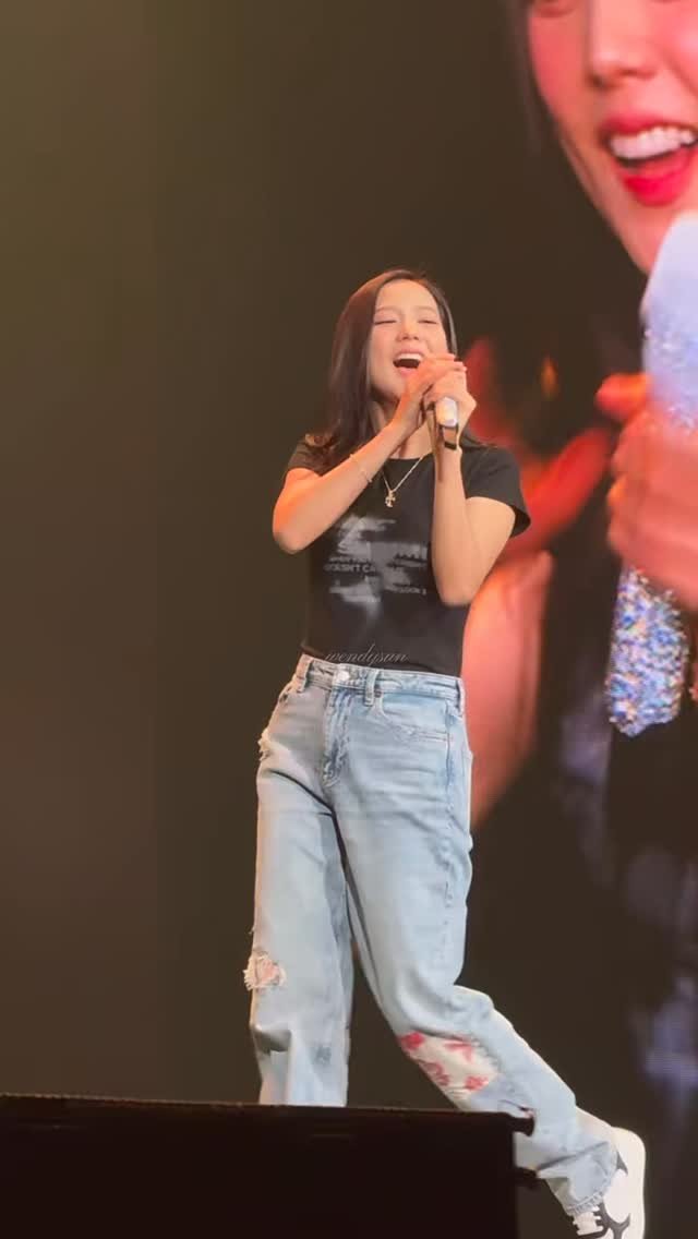 jisooiswifey 게시물 이미지: JISOO “earthquake” Meet and Greet: Final...