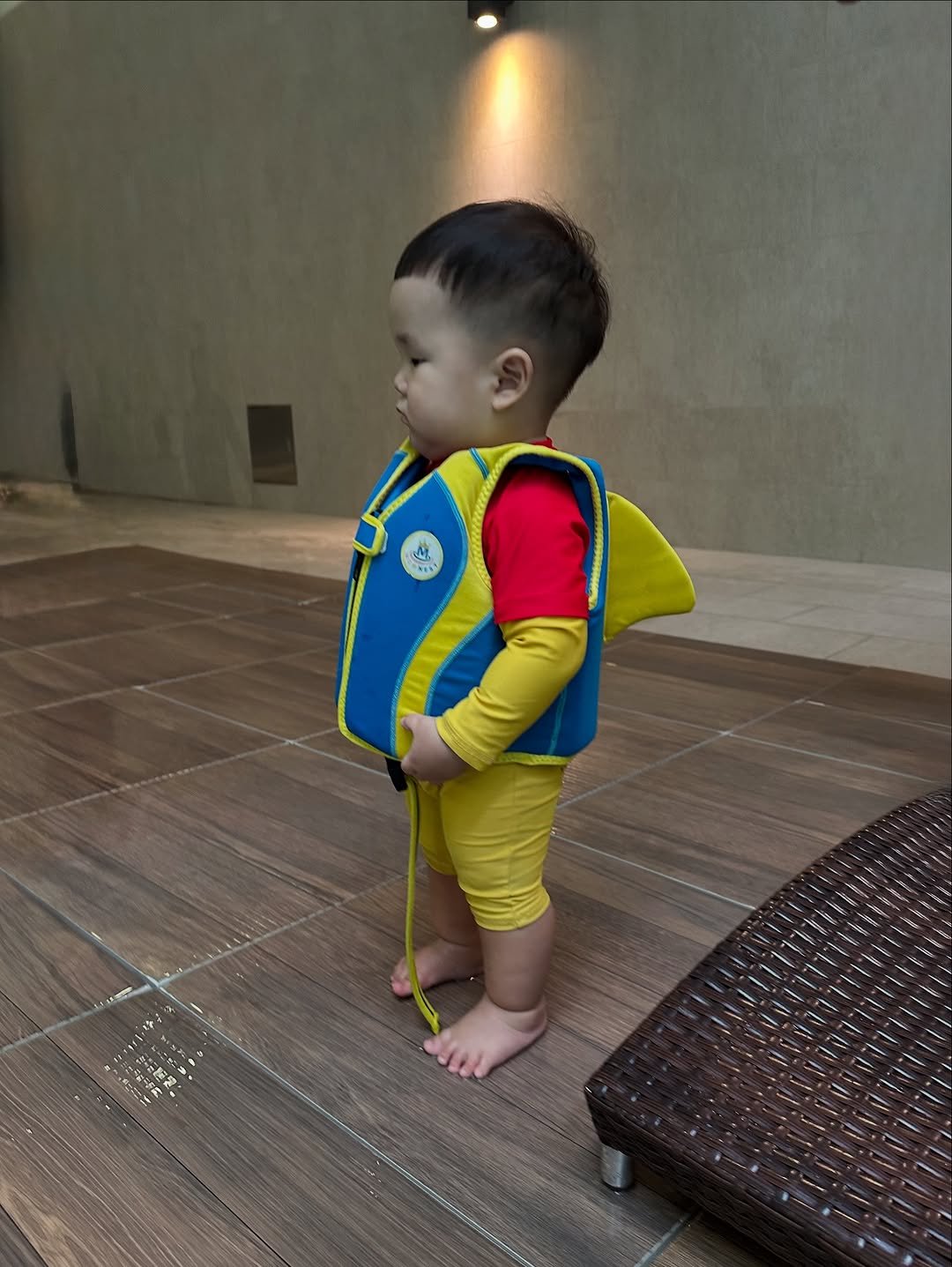 Photo by 이지수 유로단 on August 10, 2025. May be an image of 1 person, baby, raft, pool and text.