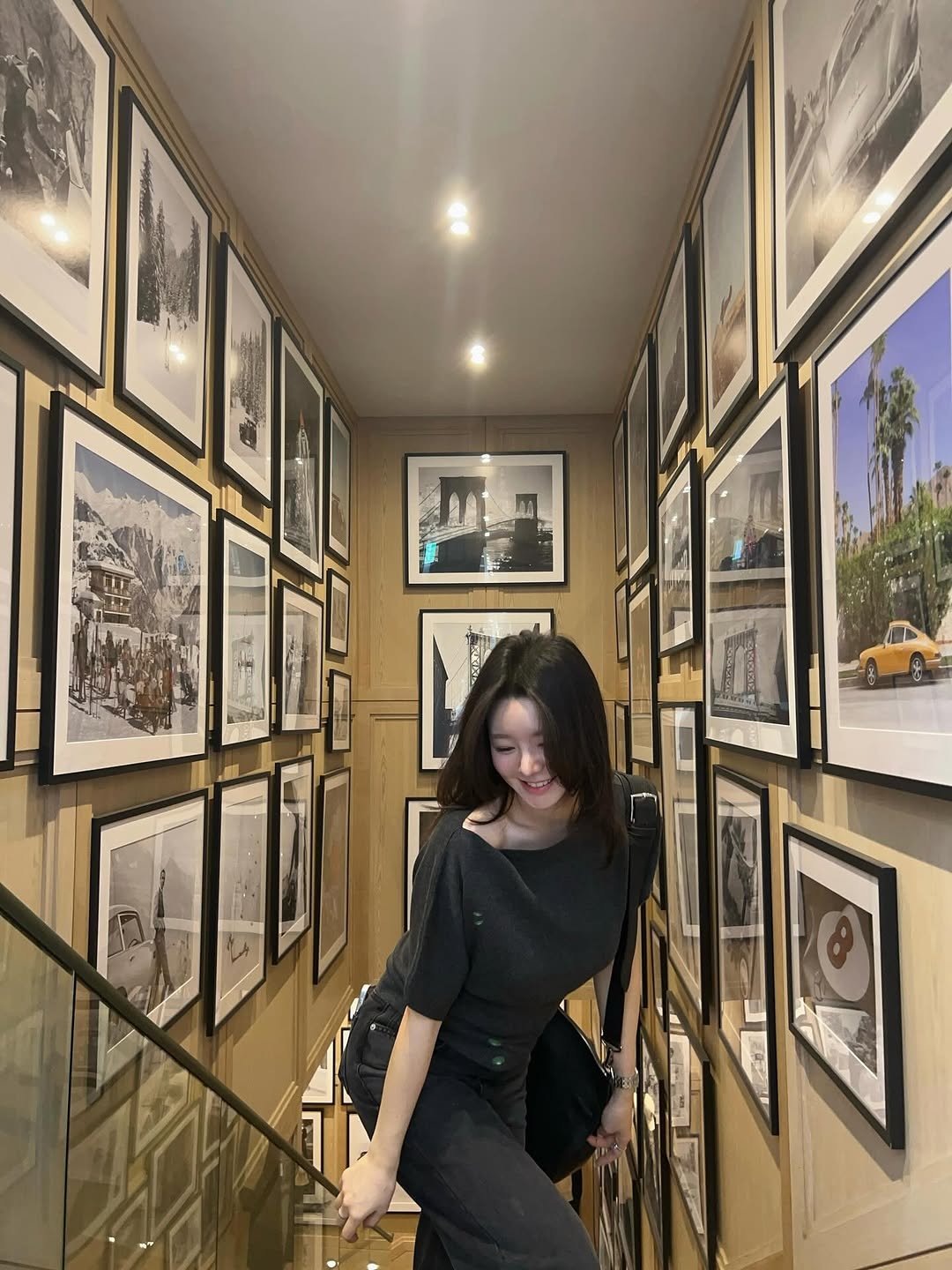 Photo shared by 지 원 on September 30, 2025 tagging @modiattico_official. May be an image of 1 person and text.