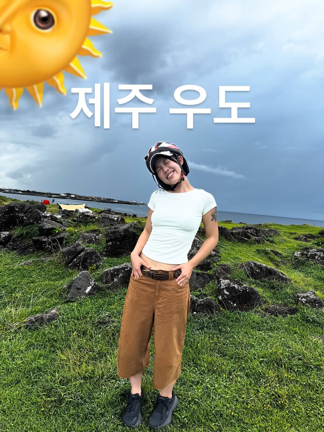 Photo by 지우렐라 on September 20, 2025. May be an image of 1 person, outdoors and text that says '제주 제주우도 우도 2'.