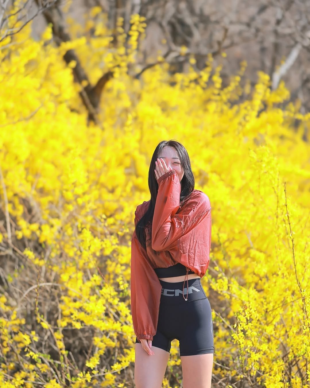 jiwxniii 게시물 이미지: #광섭산악회 #인왕산 

싱그러운 봄을 잔뜩 느끼고 온 봄꽃산행🌼🌸

📸 by...
