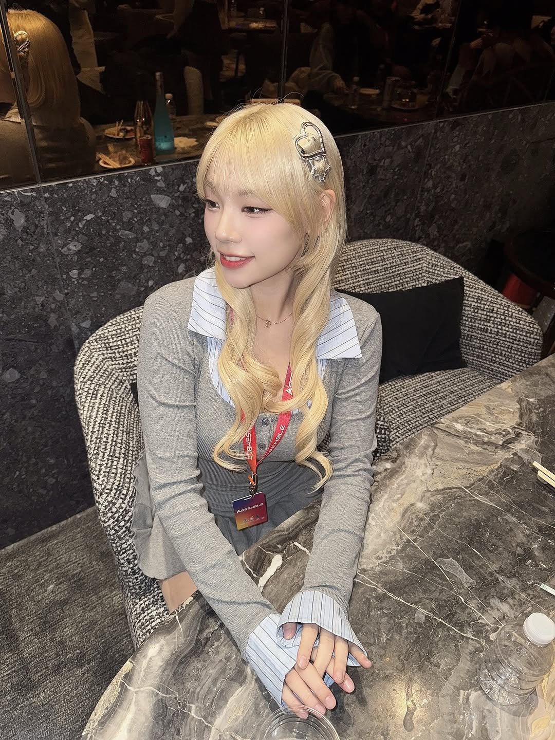 jjaely._.v 게시물 이미지: 충격 ! 째리쨈 사복 헤헤🍒