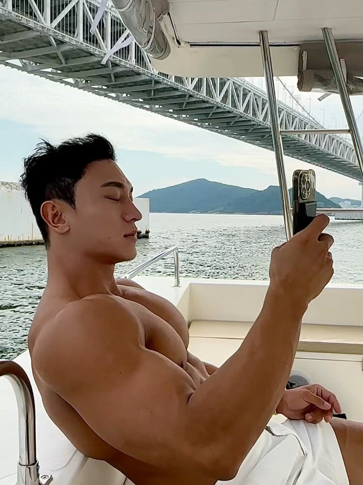 jjong_o 게시물 이미지: 그냥 흘러가는 대로
