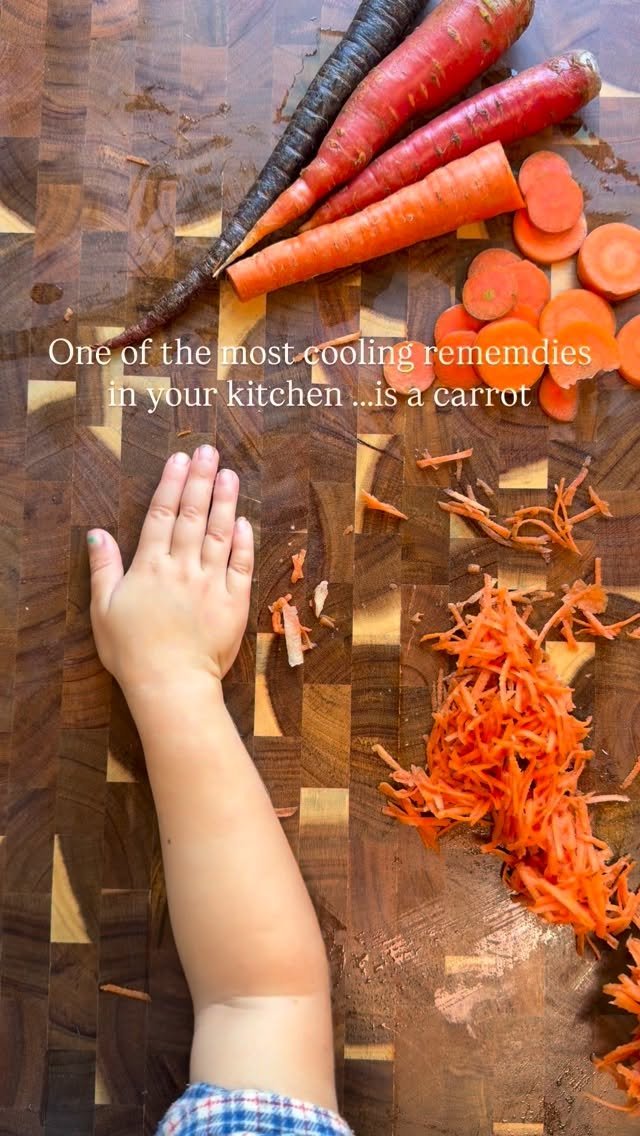 jkb.journal 게시물 이미지: For generations, home healers worked with the...