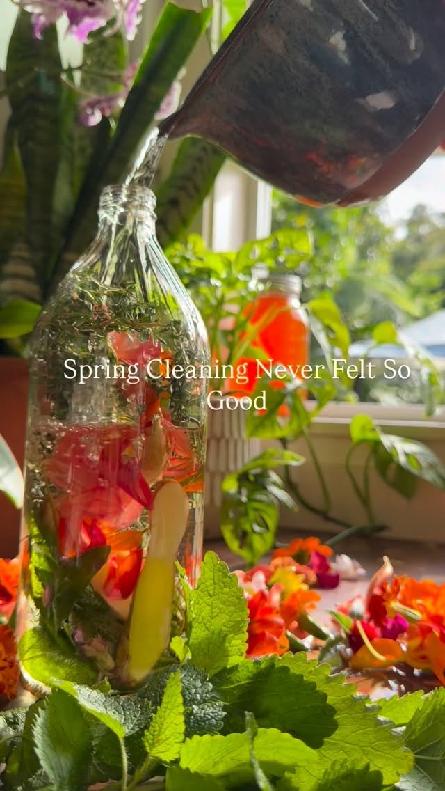 jkb.journal 게시물 이미지: There’s something about spring cleaning with...