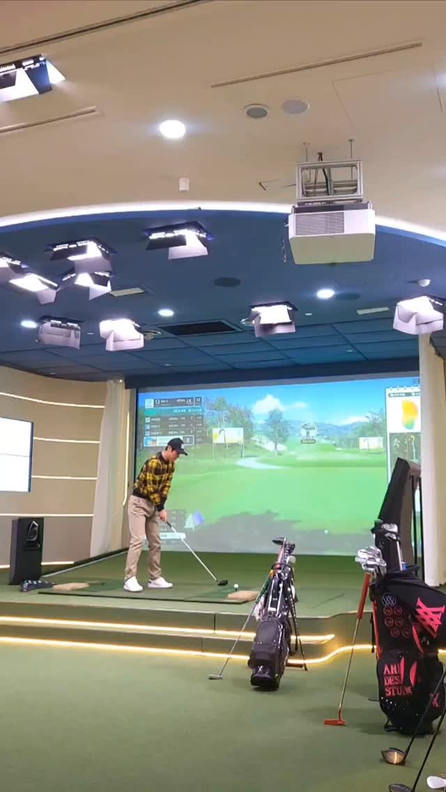jmk__golf 게시물 이미지: 골프존 조이마루 챔피언스홀에서 G투어 프로선수들과 함께...
제 2회 월터스배 도지골프 챌린지
