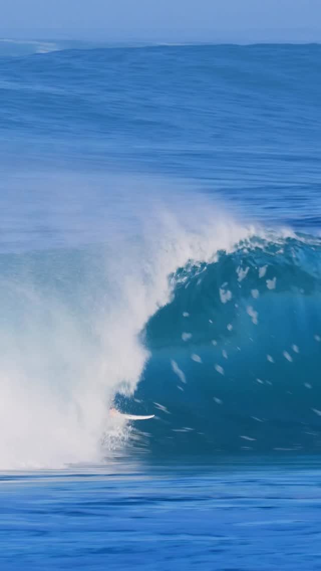 john_john_florence 게시물 이미지: When the sand, swell angle and size all line...