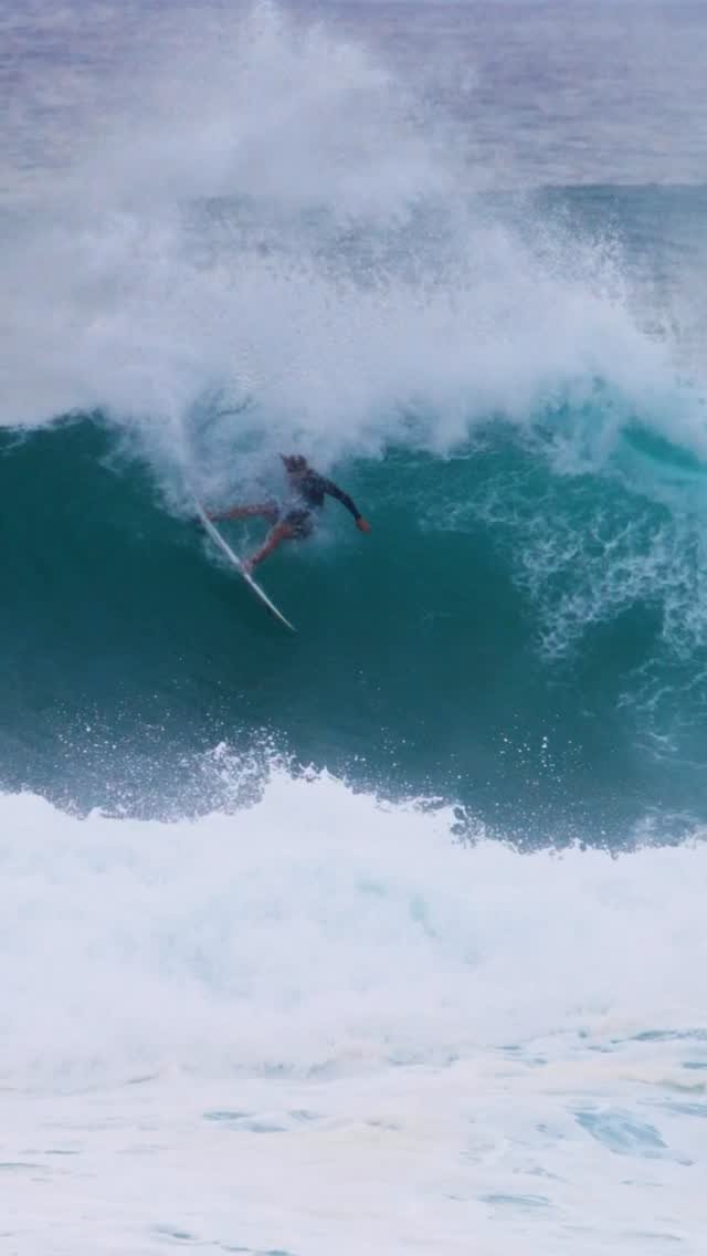 john_john_florence 게시물 이미지: Just pure fun. 🎥 @erik_knutson_