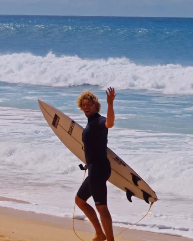 john_john_florence 게시물 이미지: Tomorrow kicks off the @florence_marine_x Pipe...