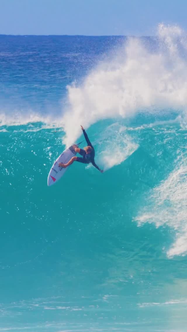 john_john_florence 게시물 이미지: Fast is fun, waves from the other day on  Some...