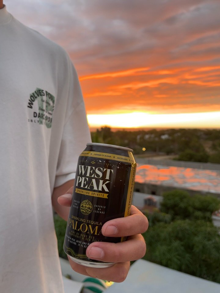 johnmel_ 게시물 이미지: Sunsets peaks with @samkaicoffey in...