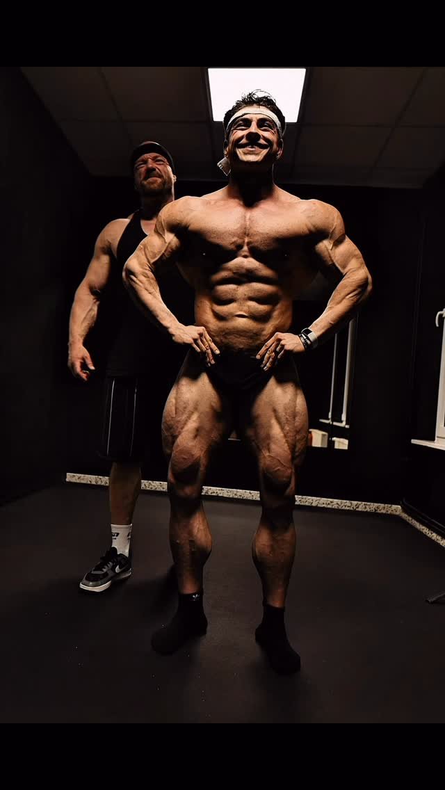 johnymuenster 게시물 이미지: 6 Weeks Post Show!🫡

…

#bodybuilding #gym...