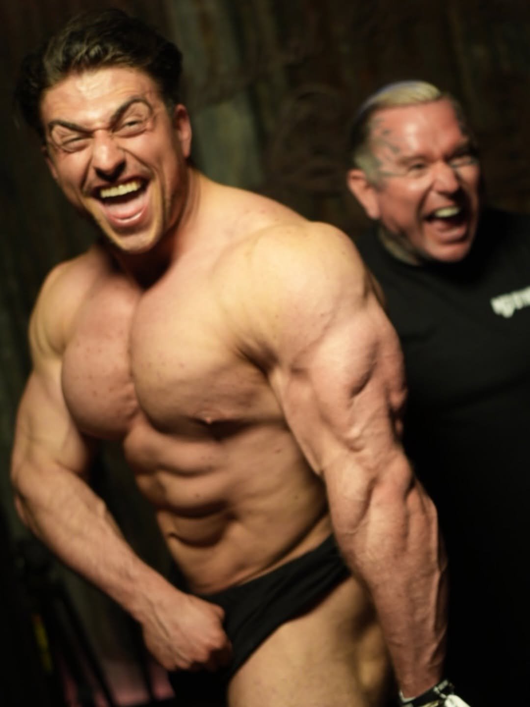 Photo shared by Johny Münster | The German Phoenix 🐦‍🔥 on April 22, 2026 tagging @leepriestofficial72, and @big_sid_man. May be an image of one or more people, biceps, people bodybuilding and text.