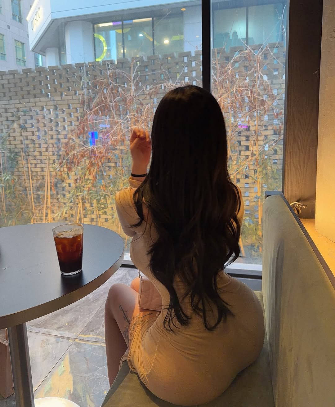 joj._.uk 게시물 이미지: 뒷태 공주 할래요