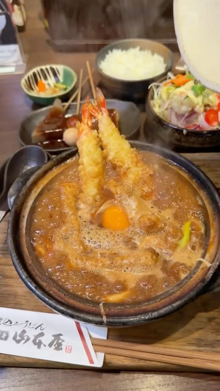 joker_gourmet 게시물 이미지: 100年以上愛され続ける名古屋のソウルフード"味噌煮込みうどん"を紹介します🍜

【山本屋...