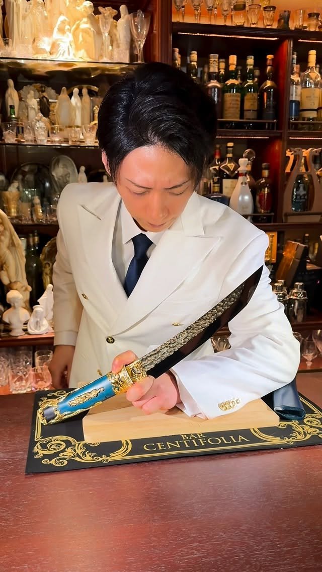 joker_gourmet 게시물 이미지: 夢の世界へと導く世界一のバーテンダーを紹介します🍷

【BAR...
