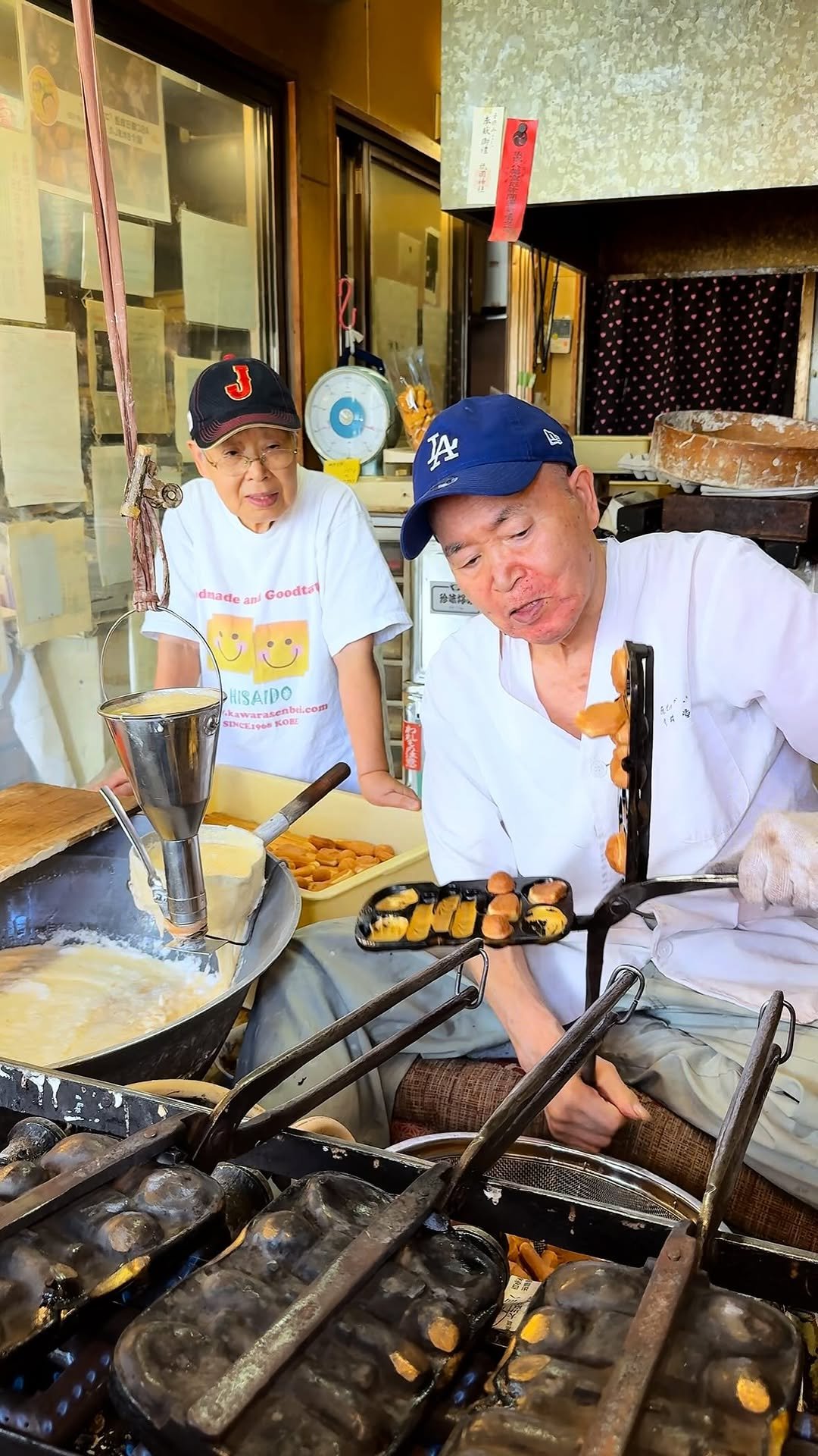 joker_gourmet 게시물 이미지: 【哀悼】大谷翔平大好きおじいちゃんが作る野球カステラを紹介します⚾️

【久井堂】
◎野球カス...