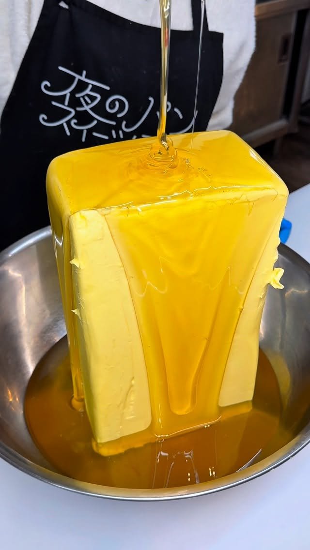 joker_gourmet 게시물 이미지: 悪魔的なバターたっぷりあんバタートーストを紹介します🍞

【夜のパンスイーツ工場】
◎あんバタ...