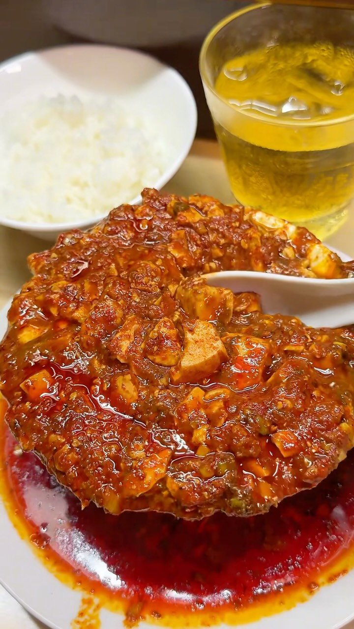 joker_gourmet 게시물 이미지: 72歳のパワフル大将が作る日本一辛い！？激辛麻婆豆腐を紹介します🔥

【東坡】
◎大将おまかせ...