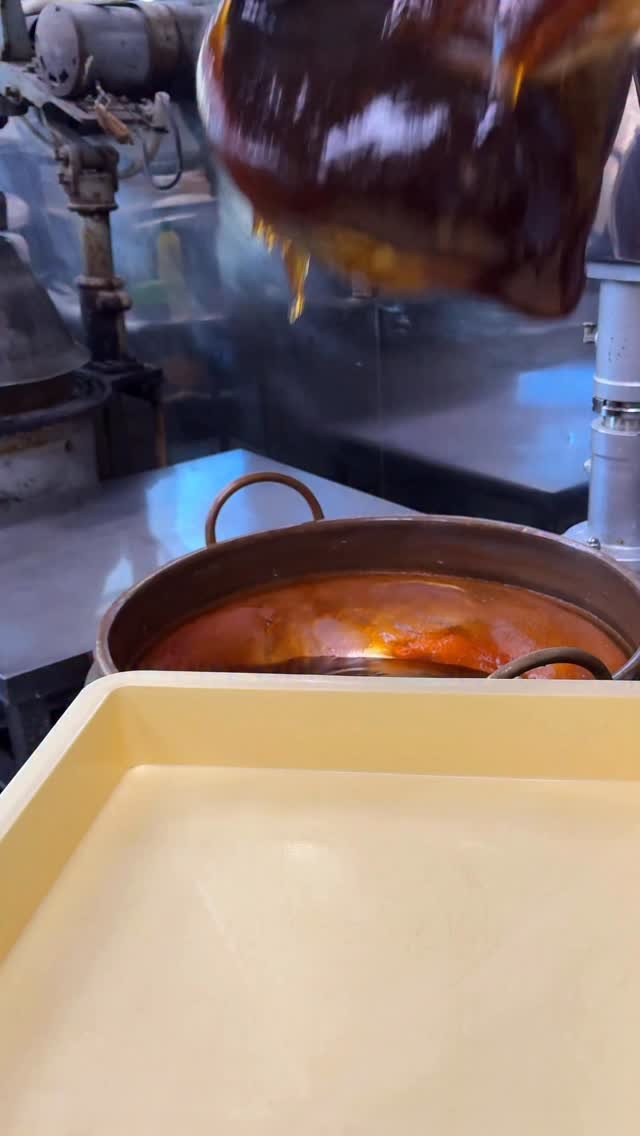 joker_gourmet 게시물 이미지: 毎朝手作りするとろっとろの濃厚わらび餅を紹介します🍵

【明や】
◎わらび餅...