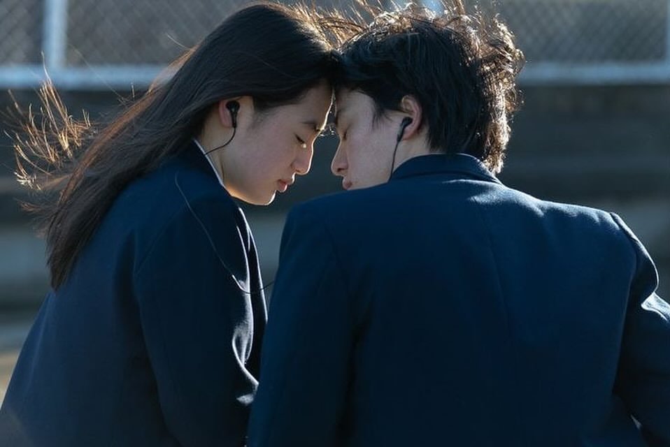 Photo by 졸업앨범 on April 13, 2024.