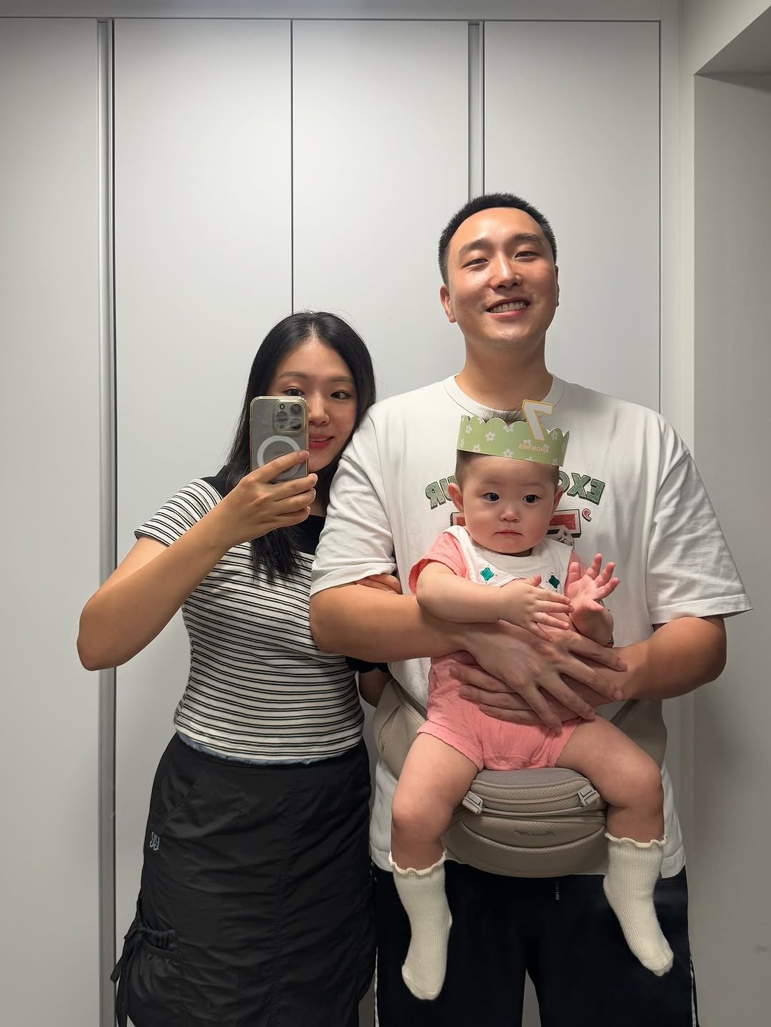 Photo by 죠니 혹은 체리맘 on September 21, 2025. May be a selfie of 2 people, baby, sling and text.