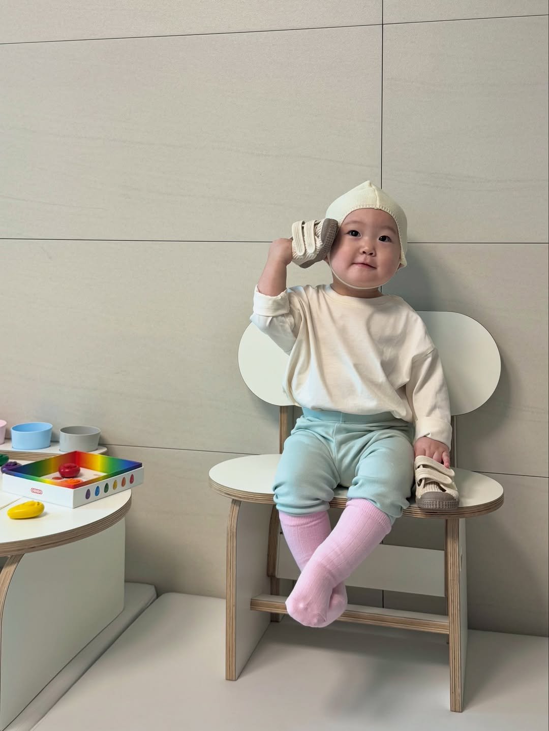 Photo by 죠니 on February 15, 2026. May be an image of baby, standing and text.