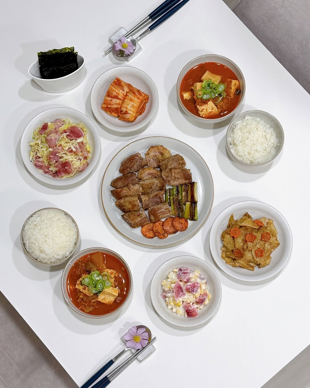 jong2_meal 게시물 이미지: 트러플 양배추볶음 + 콘샐러드✨

분명 업로드 했었던 것 같은데
사라져서 재업로드...