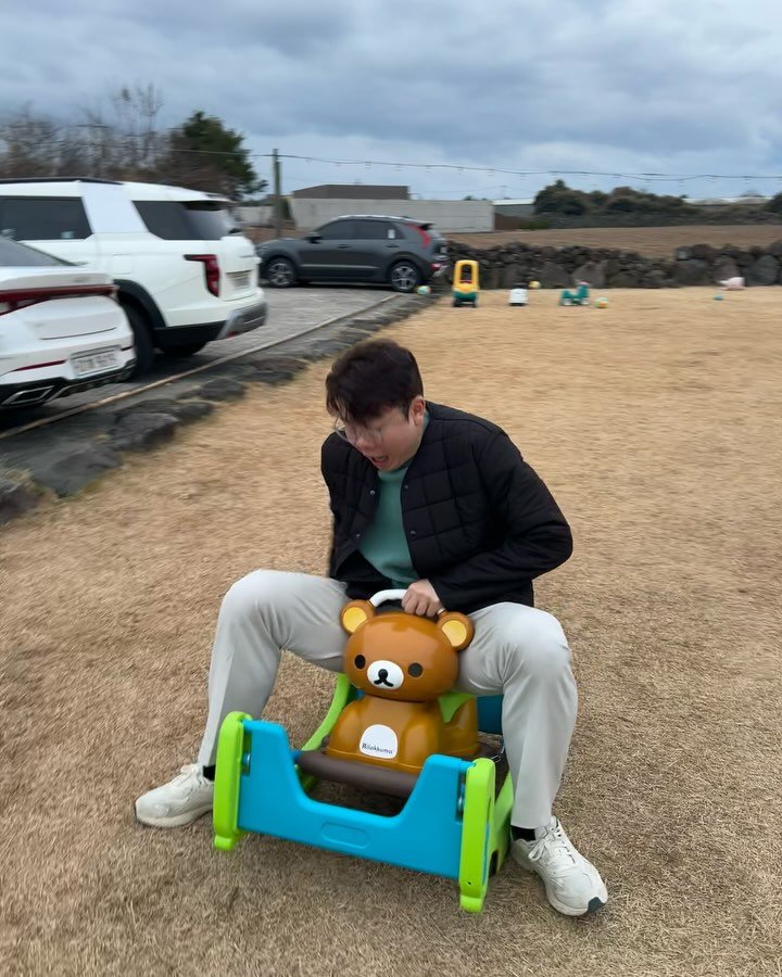 jong__e 게시물 이미지: 귤맨의 24년 크리스마스 제주도 식도락 여행 뒷북🍊

사랑하는 사람과 백록담도 보고...