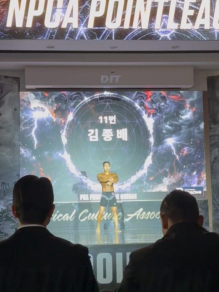 jongbae_s 게시물 이미지: 내년에는 준비 잘해서 보여드리겠습니다!!!

항상 옆에서 신경써주시는 스승님이자...