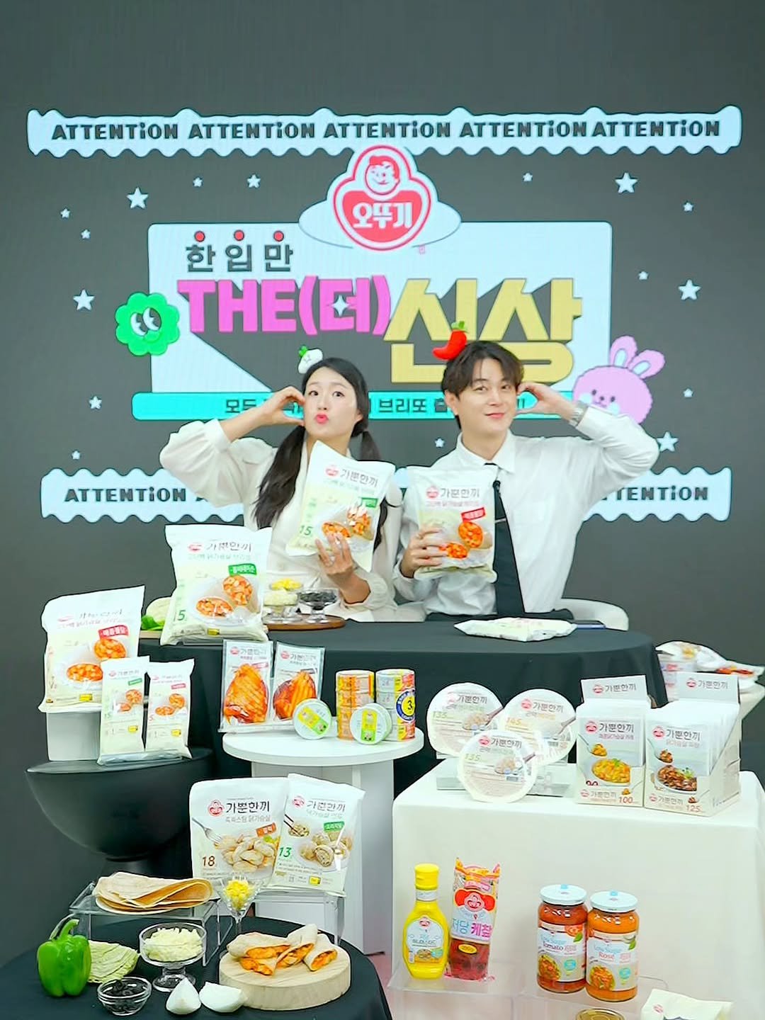 jonqwoolee 게시물 이미지: 오뚜기 한입만 더 신상!🌟

요즘은 다 저당,저칼로리 찾으시죠!?
맛있게 식단관리할...
