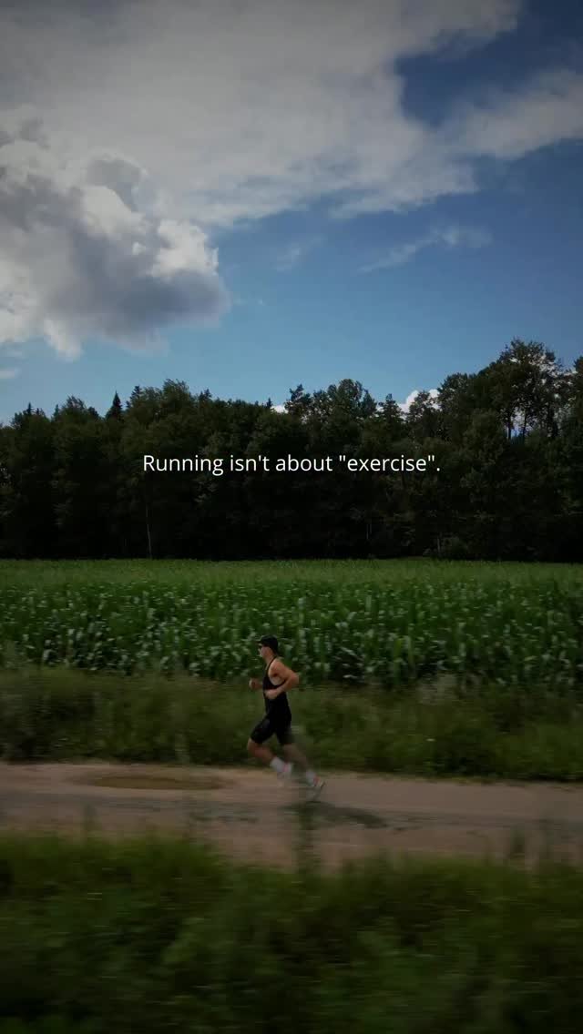 jonsrunning 게시물 이미지: Running 🤝 Life. 
 
#fitnesswear...