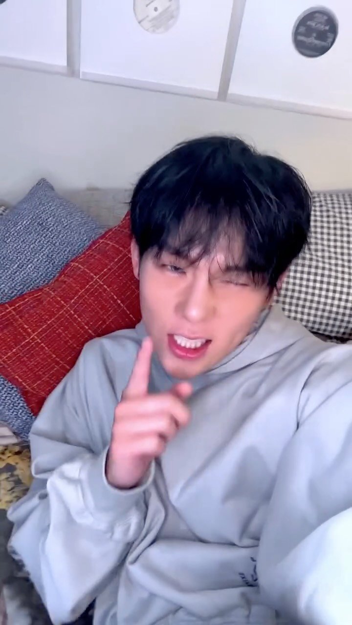 joohoneywalker 게시물 이미지: ᴷᵉᵉᵖ ᵈᵒᶤᶰᵍ ᵐʸ ᵗʰᵃᶰᵍ

#JOOHONEY
#MONSTAX...