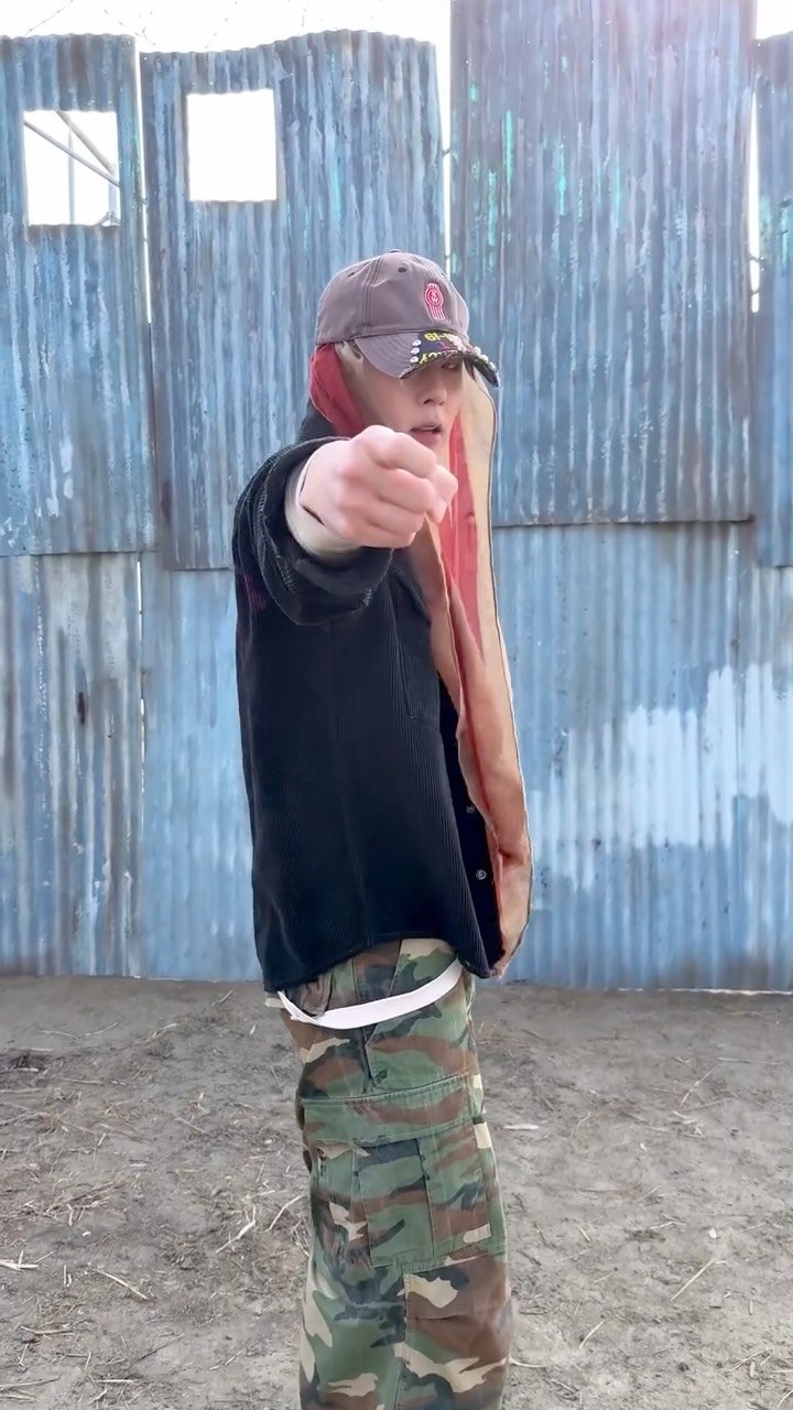 joohoneywalker 게시물 이미지: I’m gonna float like a...