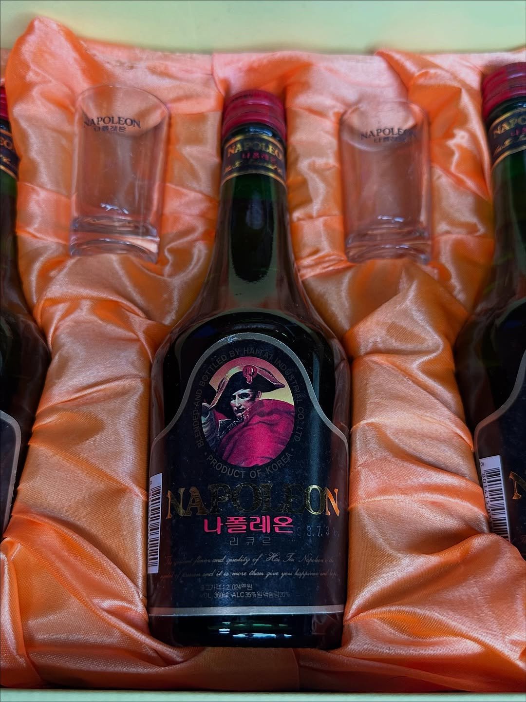 Photo by 박성웅 on August 31, 2025. May be an image of shot glass and tequila.