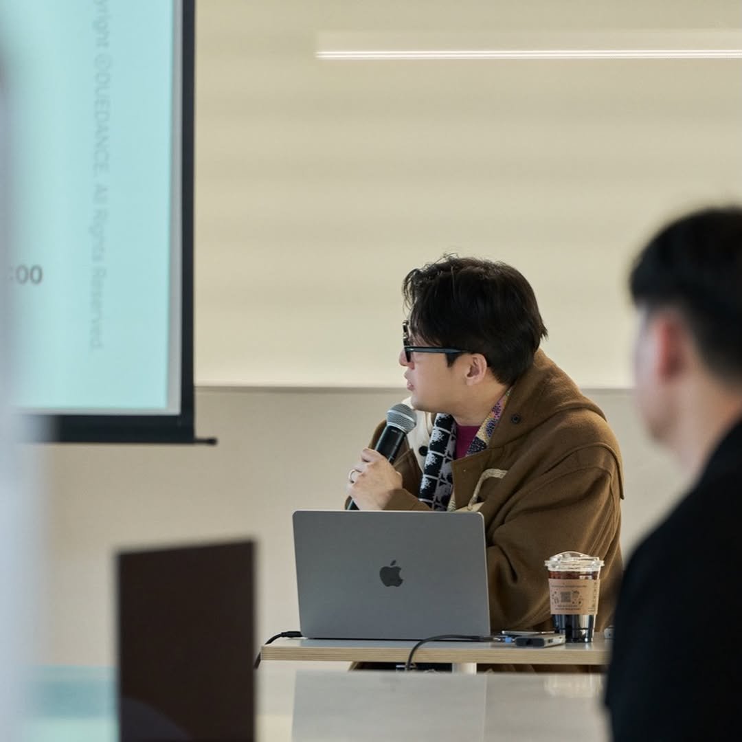 joonghyuncho 게시물 이미지: 앳홈 디자인팀 인하우스 디자이너분들과 함께 인하우스에서 일하며 겪었던 경험과...