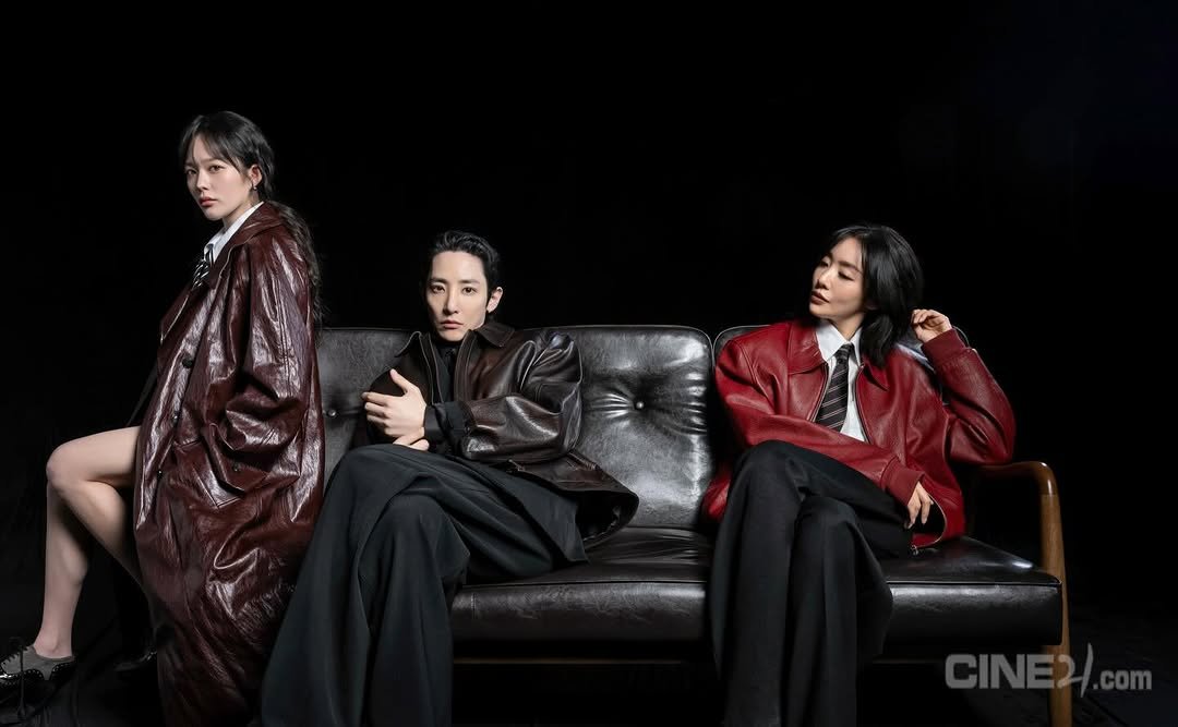 Photo shared by 차주영 Cha Joo Young on January 28, 2026 tagging @leesoohyuk, @cgv_korea, @cine_21, @mint_ziso, and @studiosanta_contents. May be an image of one or more people, makeup, costume, outerwear and text.