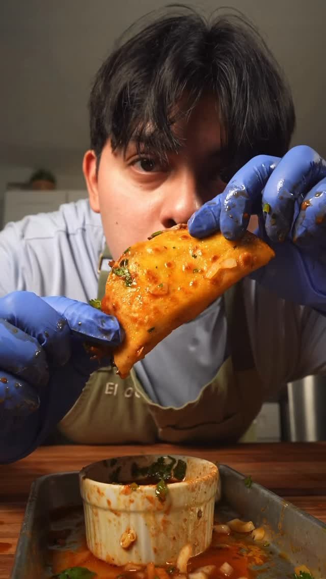 jose.elcook 게시물 이미지: Nobody taught you how to Cook? EP 1 - Birria...