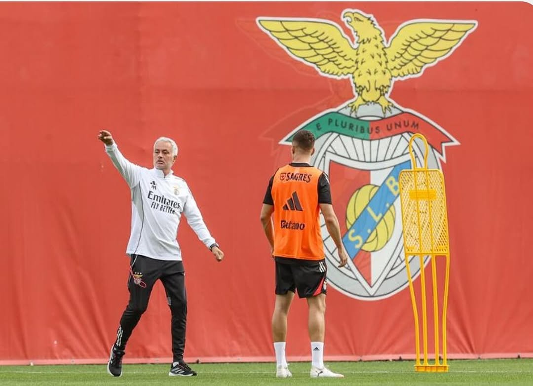 josemourinho 게시물 이미지: @slbenfica