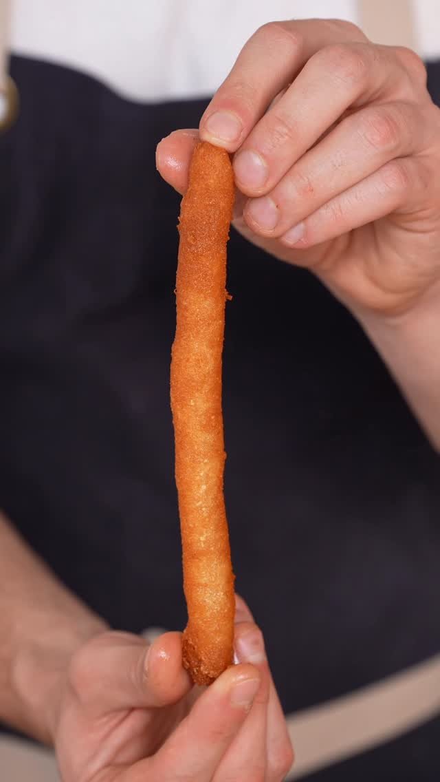 joshuaweissman 게시물 이미지: Longest and crunchiest French fries I’ve ever made