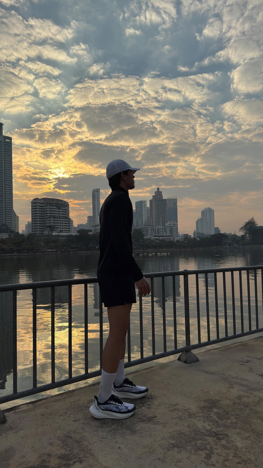 josswayar 게시물 이미지: Morning cardio with my favorite pair 

UA...