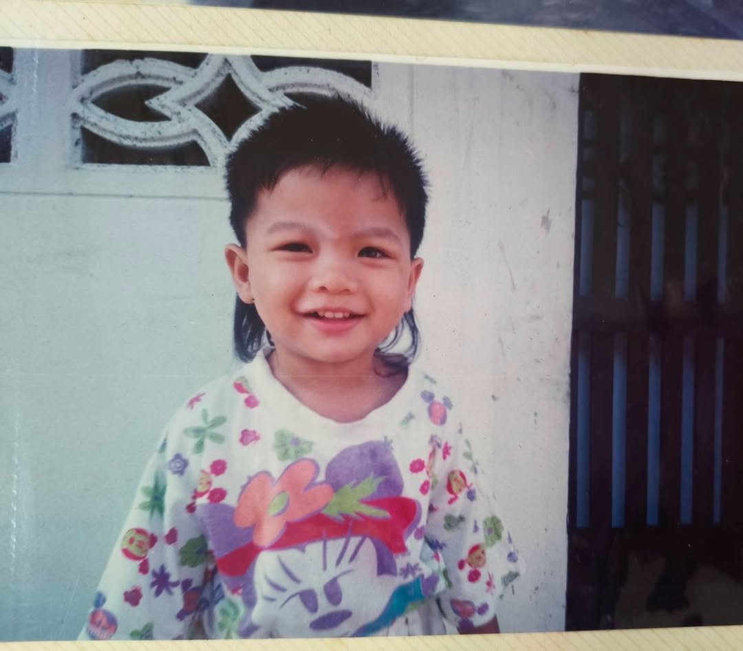 Photo by Joss Way-Ar Sangngern. on January 09, 2026. May be an image of bangs, child, smiling and text.