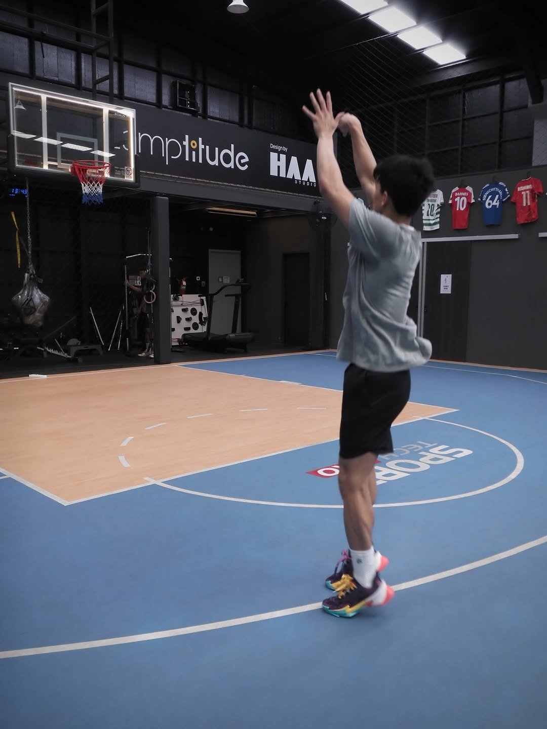 Photo shared by Joss Way-Ar Sangngern. on November 06, 2025 tagging @sporttechproth. May be an image of basketball, backboard, ball, sports equipment, basketball court and text.