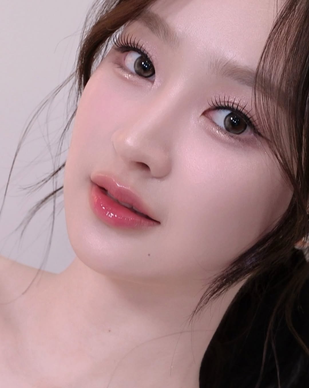 Photo shared by Makeup Artist - Korean & Thai  style🇰🇷🇹🇭 on September 18, 2025 tagging @tum_hair9.