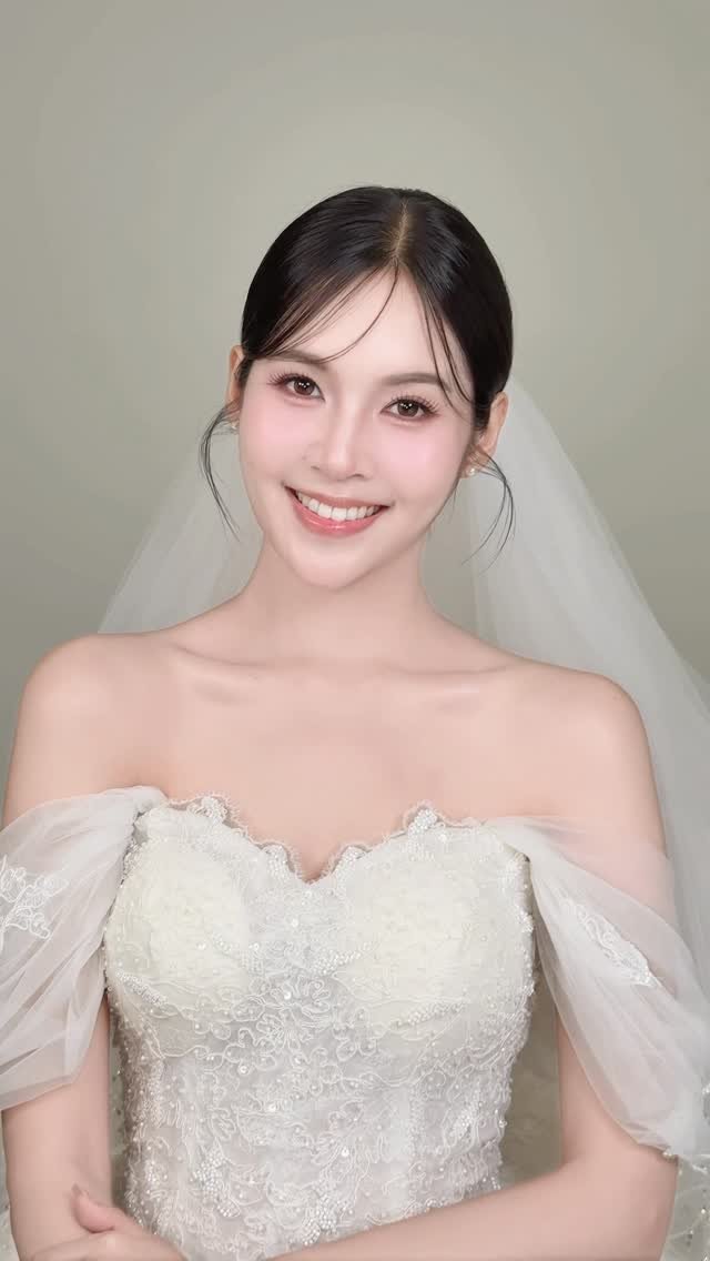 joynikah 게시물 이미지: 💐👰‍♀️조이니카의 감성을 담은 웨딩 메이크업 포트폴리오

Makeup by...