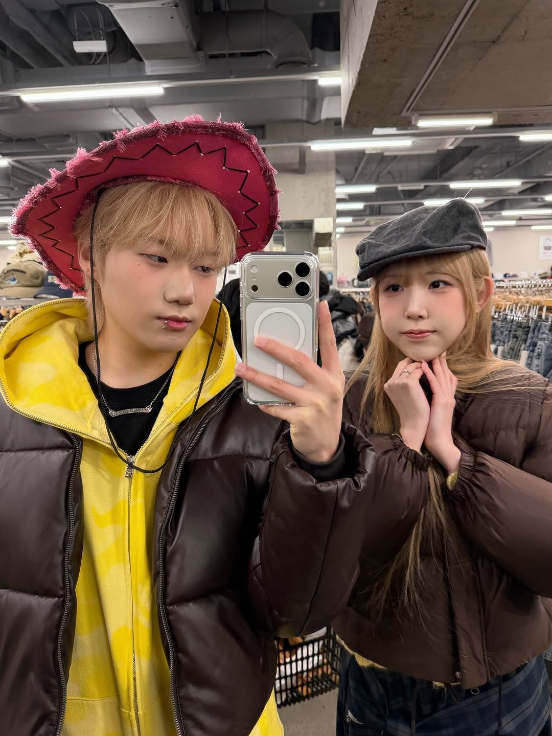 Photo by 조이서 Joyseo on December 31, 2025. May be an image of one or more people, hair, hat, duffle coat, parka, mirror and text.