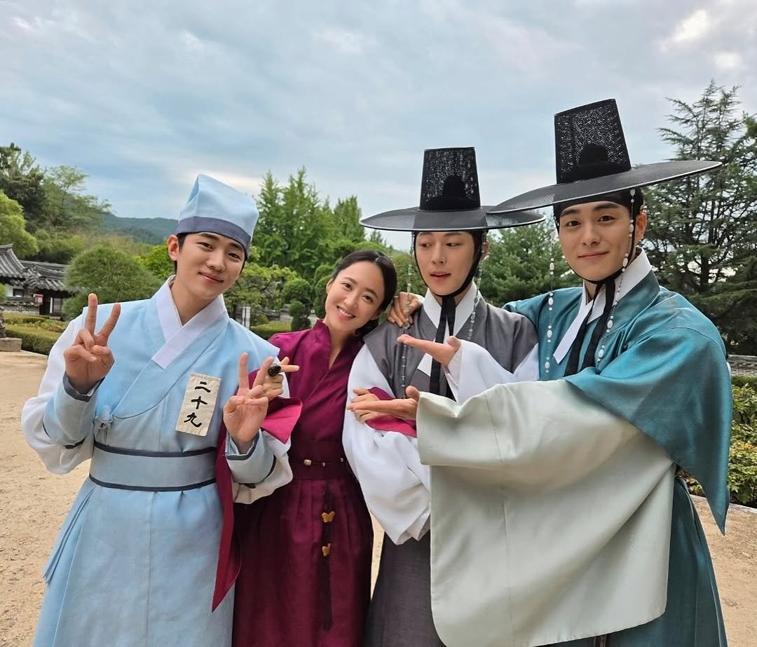 Photo shared by 정건주 on January 05, 2025 tagging @inhyuk_bb, @min_joung_kim, @kj_ieun, and @jaechan_dkz.