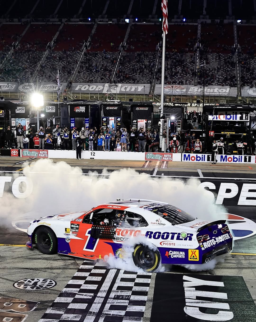 jrmotorsports 게시물 이미지: Our favorite kind of doughnuts.